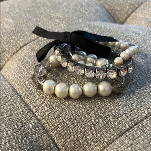 Elegant Pearl and Crystal Bracelet Set